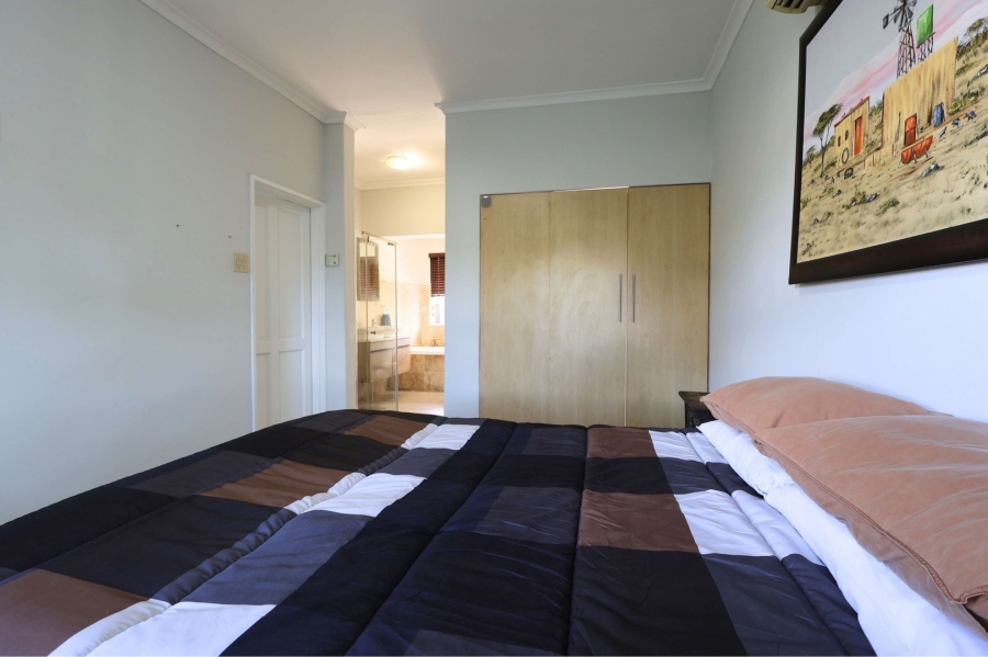 4 Bedroom Property for Sale in Klein Drakenstein Western Cape